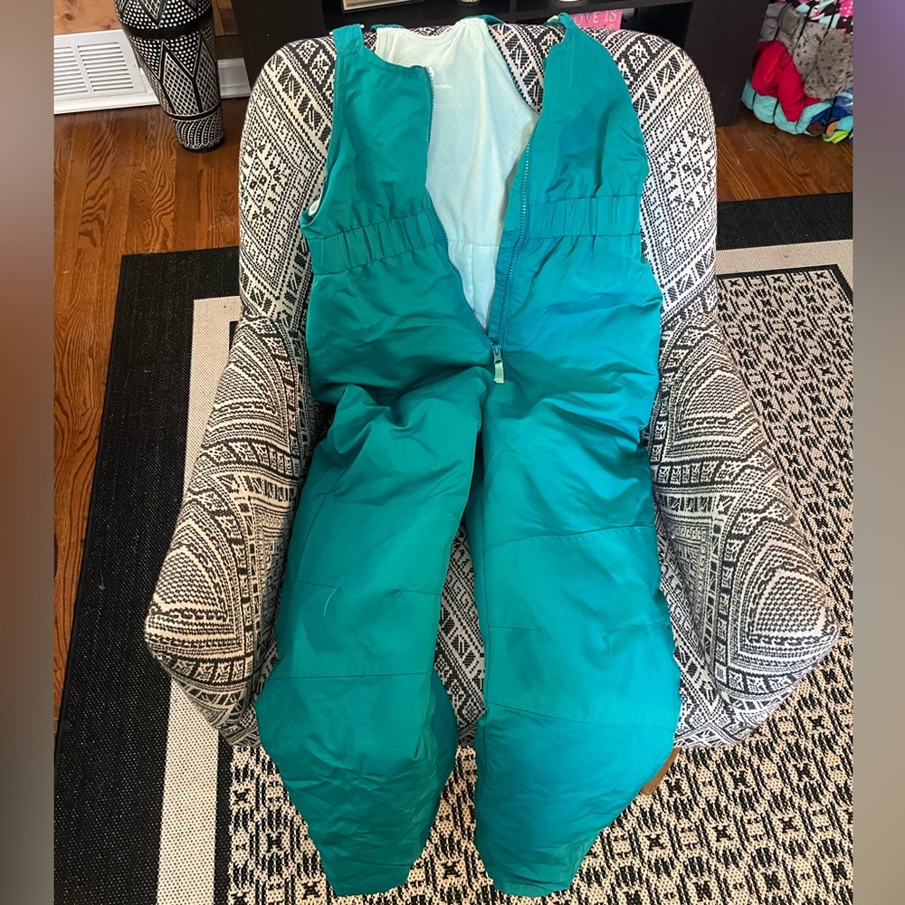 Girls size L snow bib